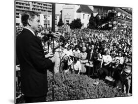 President, Ronald Reagan, During His Campaign for the Presidency, Alabama, 1980-null-Mounted Photo