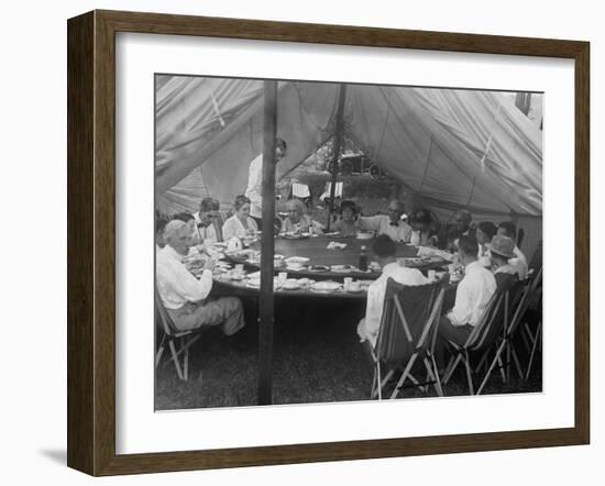 President Warren Harding Has Lunch in a Tent, with Thomas Edison and Henry Ford (On Right)-null-Framed Photo