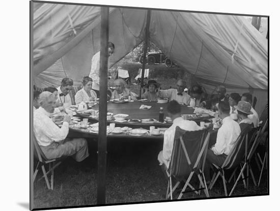 President Warren Harding Has Lunch in a Tent, with Thomas Edison and Henry Ford (On Right)-null-Mounted Photo