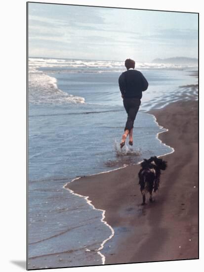 Presidential Candidate Bobby Kennedy and His Dog, Freckles, Running on Beach-Bill Eppridge-Mounted Photographic Print