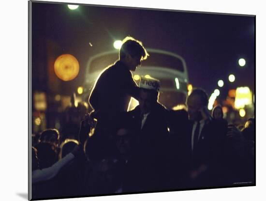 Presidential Contender Bobby Kennedy Campaigning-Bill Eppridge-Mounted Photographic Print