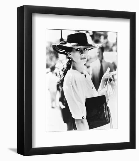 Pretty Woman-null-Framed Photo