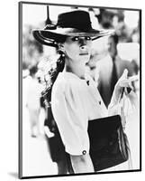 Pretty Woman-null-Mounted Photo