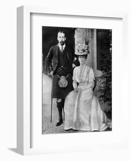 Prince and Princess of Wales, 1909-W&d Downey-Framed Giclee Print