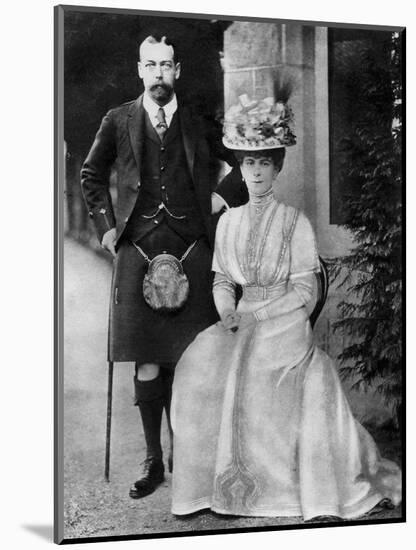 Prince and Princess of Wales, 1909-W&d Downey-Mounted Giclee Print