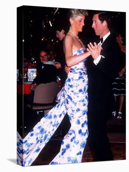 Prince Charles and Princess Diana Dancing in Melbourne During the Bicentenary Celebrations-null-Stretched Canvas