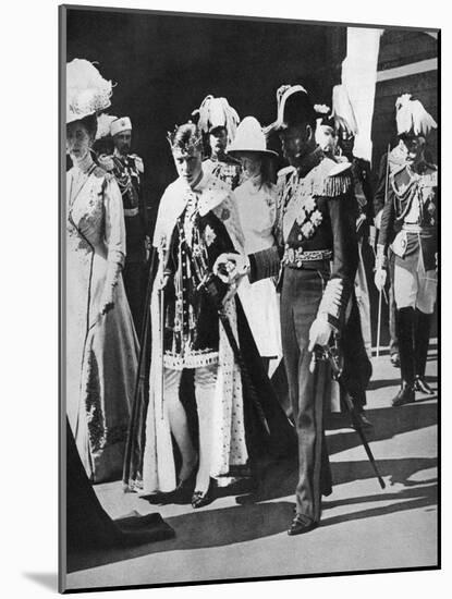 Prince Edward's Investiture as Prince of Wales, 1911-null-Mounted Giclee Print