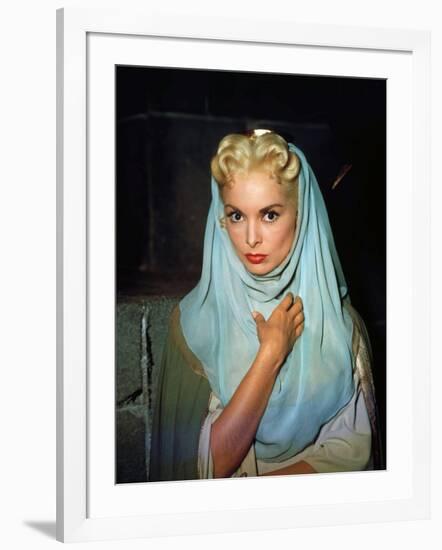 PRINCE VALIANT, 1954 directed by HENRY HATHAWAY Janet Leigh (photo)-null-Framed Photo