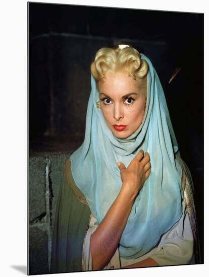 PRINCE VALIANT, 1954 directed by HENRY HATHAWAY Janet Leigh (photo)-null-Mounted Photo