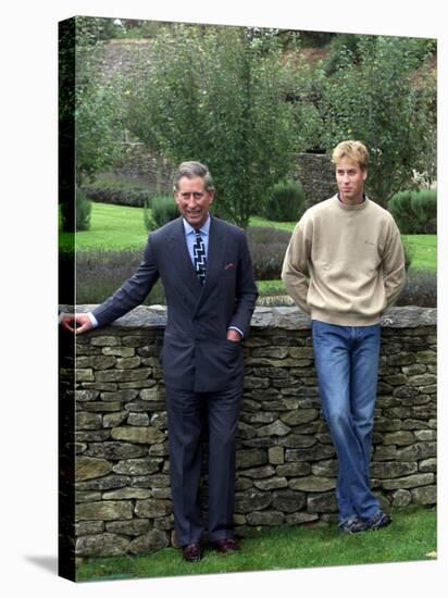 Prince William Holds Photo Call at Highgrove and Publicly Condemns Royal Traitor Patrick Jephson-null-Stretched Canvas