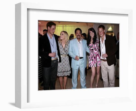 Prince William, Natasha Bedingfield, Tom Jones, Joss Stone and Prince Harry following pop concert i-null-Framed Photographic Print