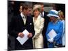 Prince William talking to his grand mother Queen Elizabeth II on the steps at St Paul's Cathedral, -null-Mounted Photographic Print