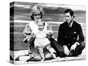 Prince William with Prince Charles and Princess Diana in Australia, April 1983-null-Stretched Canvas