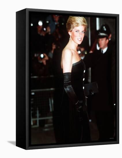 Princess Diana at the Royal Premiere of Dangerous Liaisons in London March 1989-null-Framed Stretched Canvas