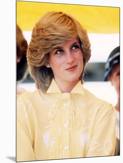 Princess Diana in Australia at St John's Ambulance Regional Center-null-Mounted Photographic Print