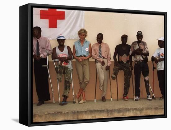 Princess Diana January 2001 Visits Landmine Victims at Orthopedic Centre Ruanda Angola-null-Framed Stretched Canvas