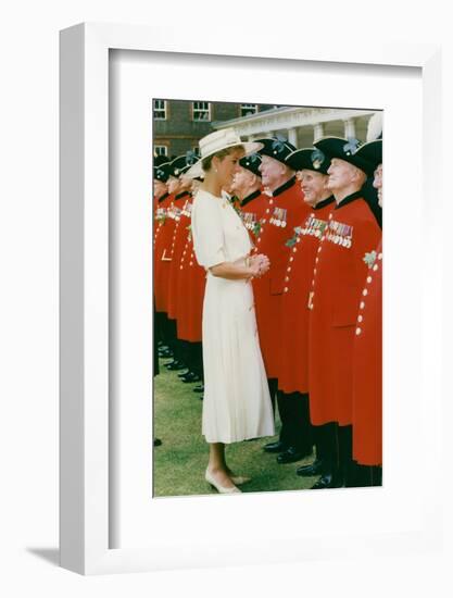 Princess Diana Meeting Pensioners at Royal Hospital Chelsea-Associated Newspapers-Framed Photo