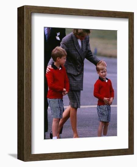 Princess Diana Princess of Wales arriving at Dyce Airport Aberdeen with Prince William and Prince H-null-Framed Photographic Print