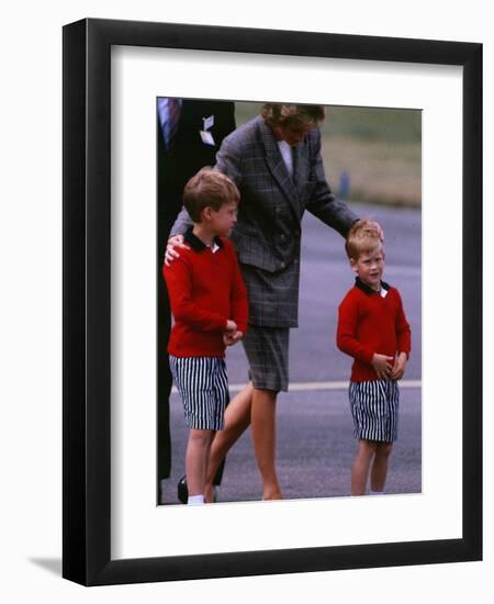 Princess Diana Princess of Wales arriving at Dyce Airport Aberdeen with Prince William and Prince H-null-Framed Photographic Print