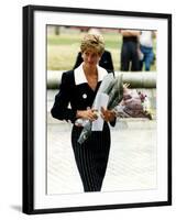 Princess Diana Royalty September 1991-null-Framed Photographic Print