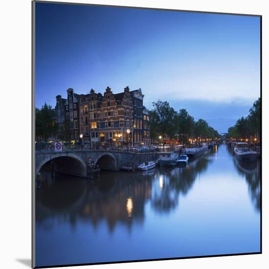 Prinsengracht and Brouwersgracht canals at dusk, Amsterdam, Netherlands-Ian Trower-Mounted Photographic Print