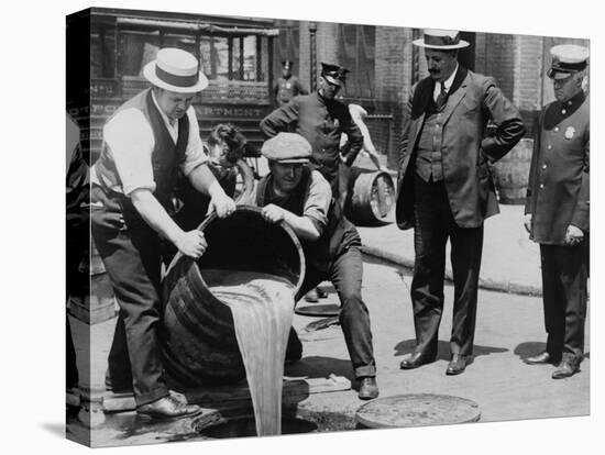 Prohibition Agents Dump Liquor Into Sewer, NYC-Science Source-Stretched Canvas