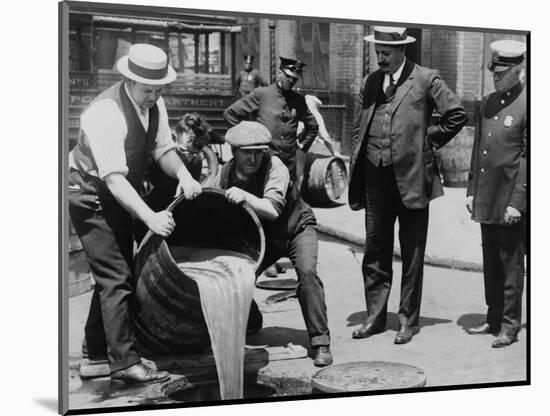 Prohibition Agents Dump Liquor Into Sewer, NYC-Science Source-Mounted Giclee Print