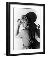 PSYCHO, 1960 directed by ALFRED HITCHCOCK Janet Leigh (b/w photo)-null-Framed Photo