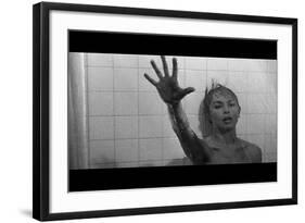 PSYCHO, 1960 directed by ALFRED HITCHCOCK Janet Leigh (b/w photo)-null-Framed Photo