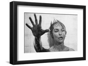 PSYCHO, 1960 directed by ALFRED HITCHCOCK Janet Leigh (b/w photo)-null-Framed Photo