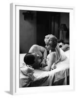 PSYCHO, 1960 directed by ALFRED HITCHCOCK John Gavin / Janet Leigh (b/w photo)-null-Framed Photo