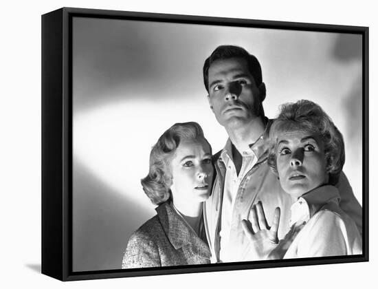 PSYCHO, 1960 directed by ALFRED HITCHCOCK Vera Miles, John Gavin and Janet Leigh (b/w photo)-null-Framed Stretched Canvas