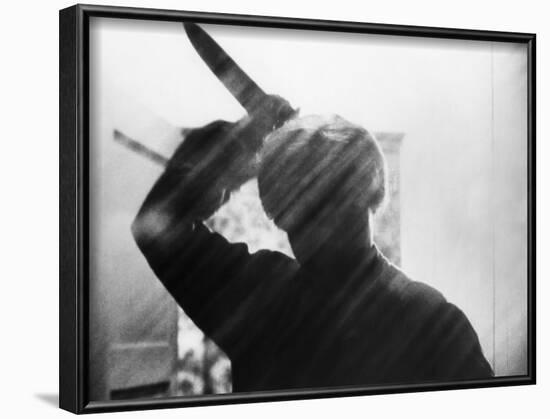 Psycho, Anthony Perkins, Directed by Alfred Hitchcock, 1960-null-Framed Photo