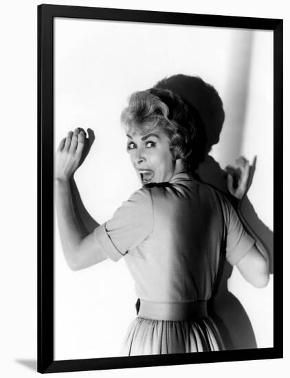 Psycho, Janet Leigh, Directed by Alfred Hitchcock, 1960-null-Framed Photo