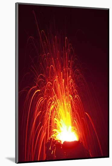 Pu'u Oo vent, Hawaii Volcanoes National Park, Big Island, Hawaii-Stuart Westmorland-Mounted Photographic Print