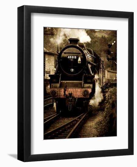 Pulling Home-Doug Chinnery-Framed Photographic Print