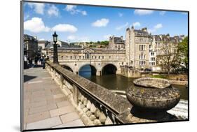 Pulteney Bridge over the River Avon, Bath, Avon and Somerset, England, United Kingdom, Europe-Matthew Williams-Ellis-Mounted Photographic Print