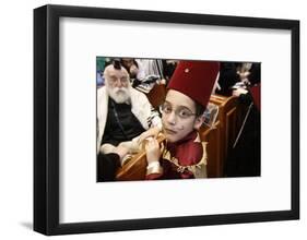 Purim celebration in the Belz Synagogue, Jerusalem-Godong-Framed Photographic Print