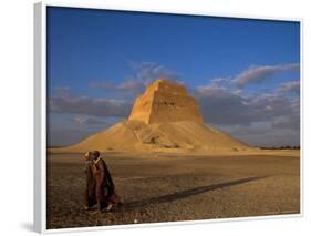 Pyramid, Medium, Sneferu, Old Kingdom, Egypt-Kenneth Garrett-Framed Photographic Print