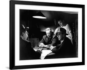 Quand la ville dort THE ASPHALT JUNGLE by John Huston with JSam Jaffe, Sterling Hayden, anthony Car-null-Framed Photo