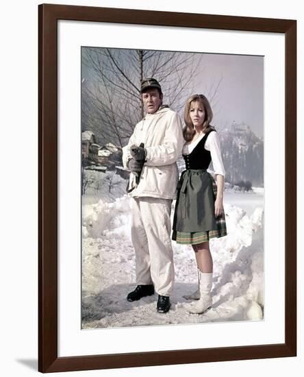 Quand les aigles attaquent WHERE EAGLES DARE by BrianHutton with Richard Burton and Ingrid Pitt, 19-null-Framed Photo