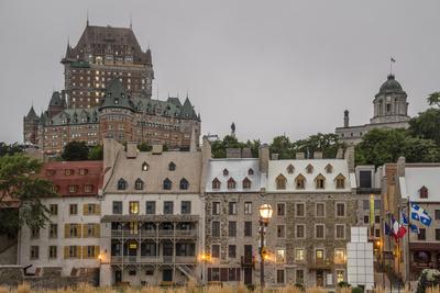 https://imgc.allpostersimages.com/img/posters/quebec-city-with-chateau-frontenac-on-skyline-province-of-quebec-canada-north-america_u-L-PIAKJ20.jpg?artPerspective=n