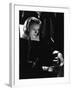 QUEEN CHRISTINA, 1933 directed by ROUBEN MAMOULIAN Greta Garbo (b/w photo)-null-Framed Photo