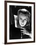 QUEEN CHRISTINA, 1933 directed by ROUBEN MAMOULIAN Greta Garbo (b/w photo)-null-Framed Photo