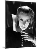 Queen Christina 1933 Directed by Rouben Mamoulian Greta Garbo-null-Mounted Photo