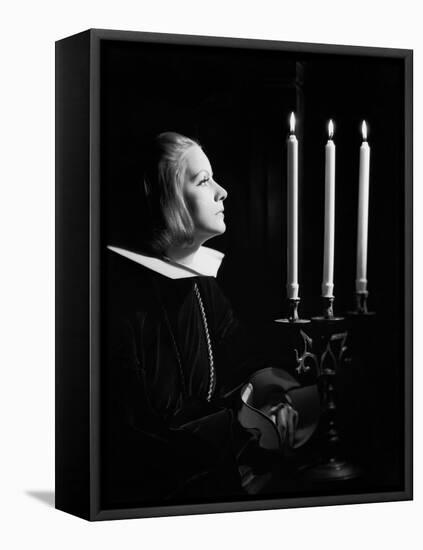 Queen Christina 1933 Directed by Rouben Mamoulian Greta Garbo-null-Framed Stretched Canvas