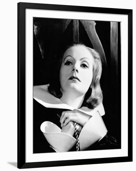 Queen Christina, Greta Garbo, Directed by Rouben Mamoulian, 1933-null-Framed Photographic Print