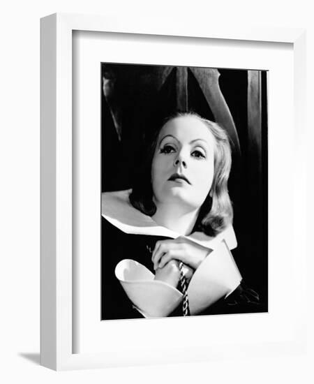 Queen Christina, Greta Garbo, Directed by Rouben Mamoulian, 1933-null-Framed Photographic Print