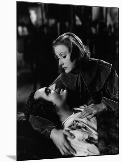 Queen Christina, John Gilbert, Greta Garbo, 1933-null-Mounted Photo