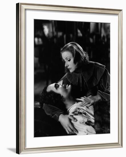 Queen Christina, John Gilbert, Greta Garbo, 1933-null-Framed Photo
